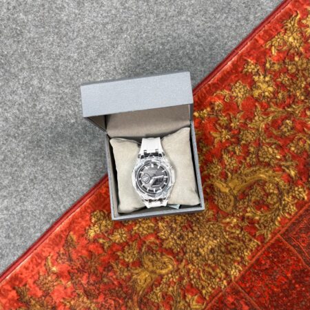 ساعت مچی جیشاک پاستلی سفید