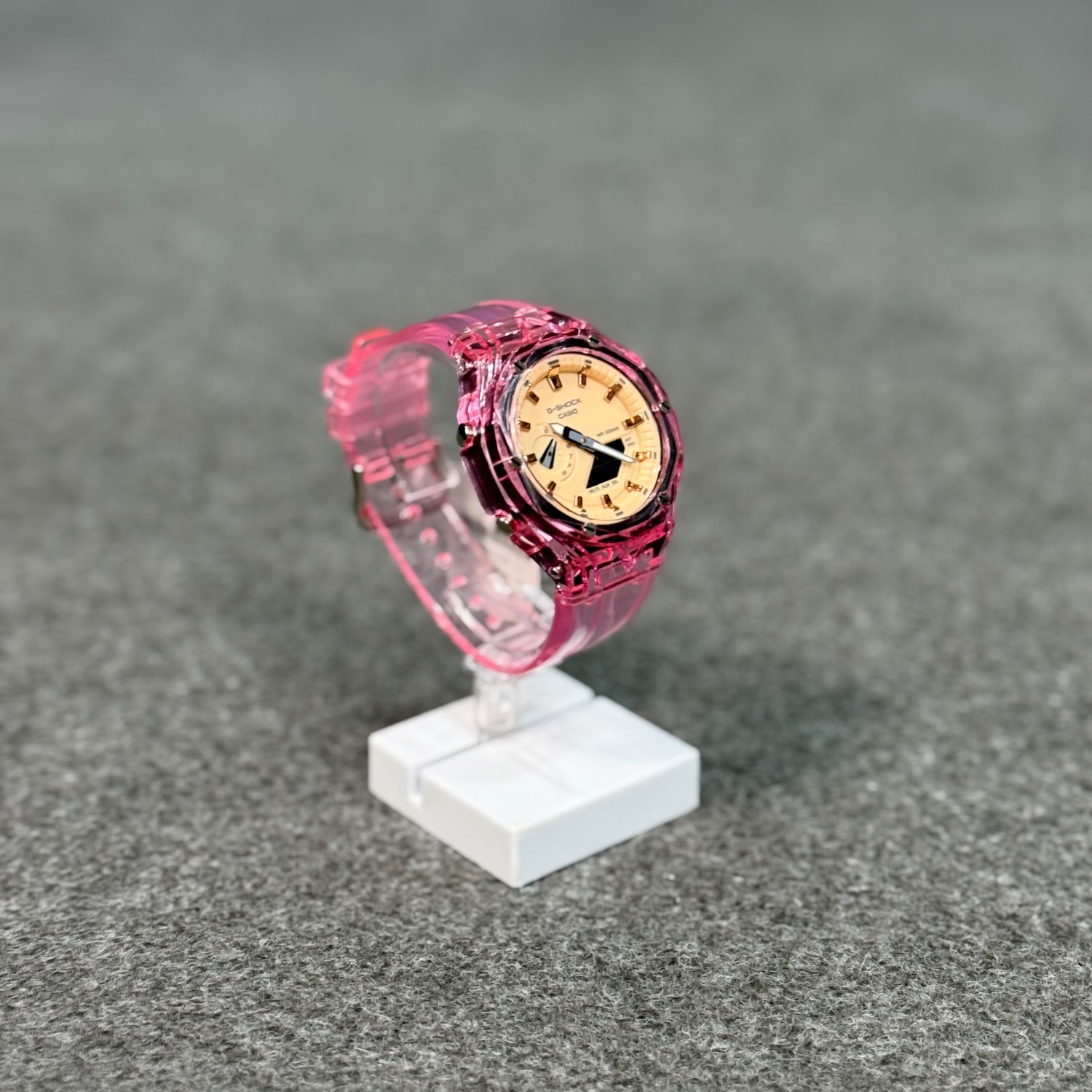 ساعت جیشاک پمپی شفاف صورتی - Image 2