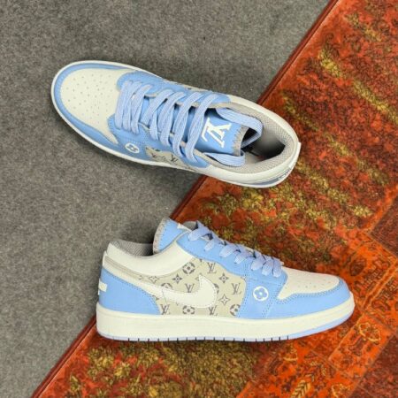 کتونی JORDAN LV آبی آسمانی